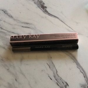Liquid eye liner